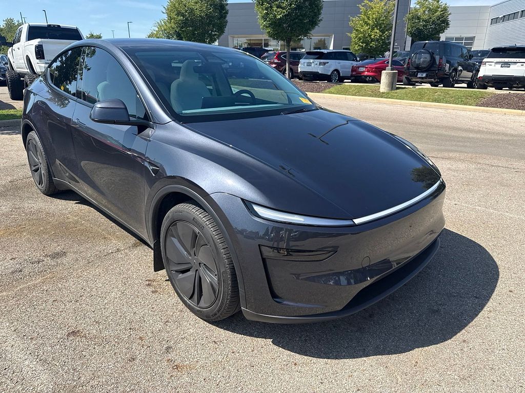 2026 Tesla Model Y Premium