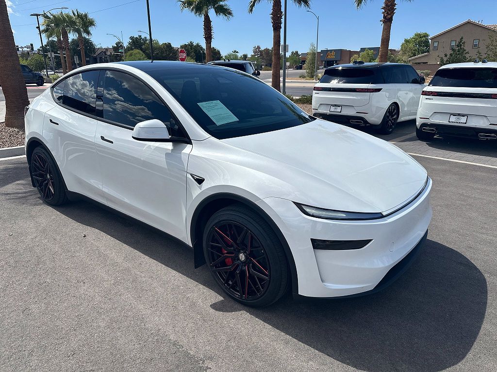 2026 Tesla Model Y Premium