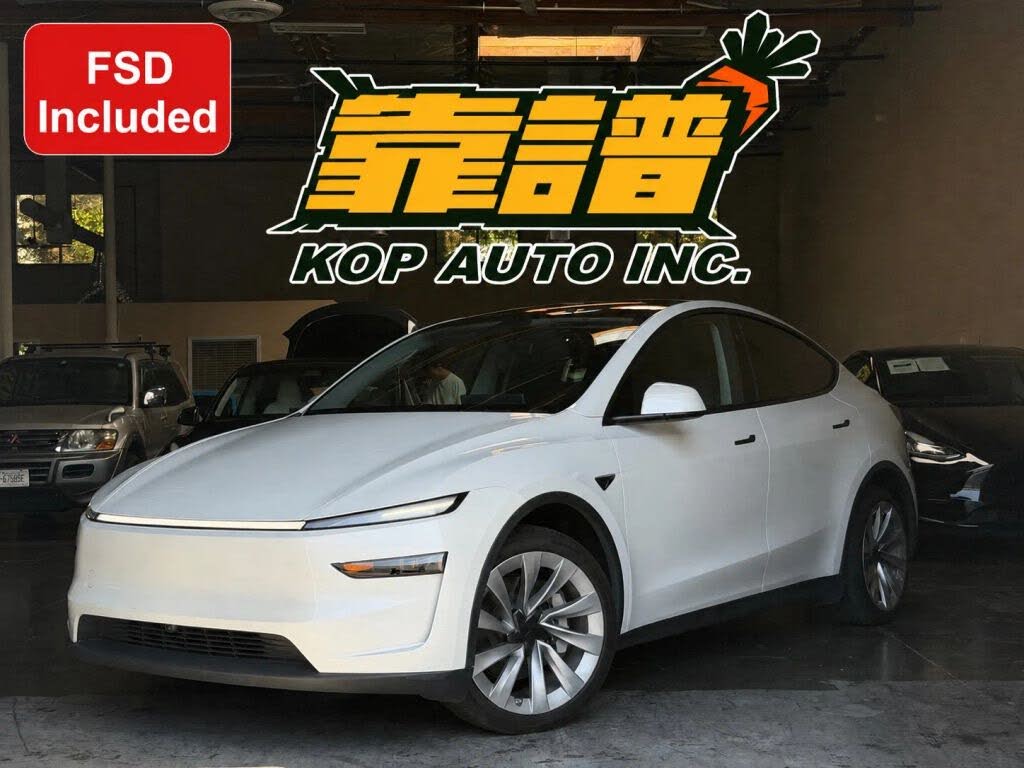 2026 Tesla Model Y photo 1