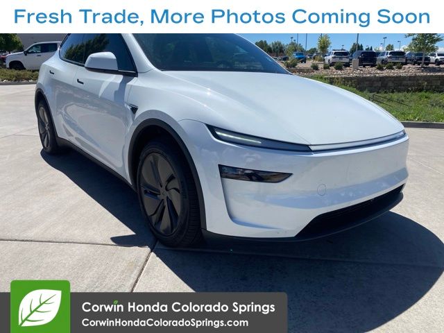 2026 Tesla Model Y Premium