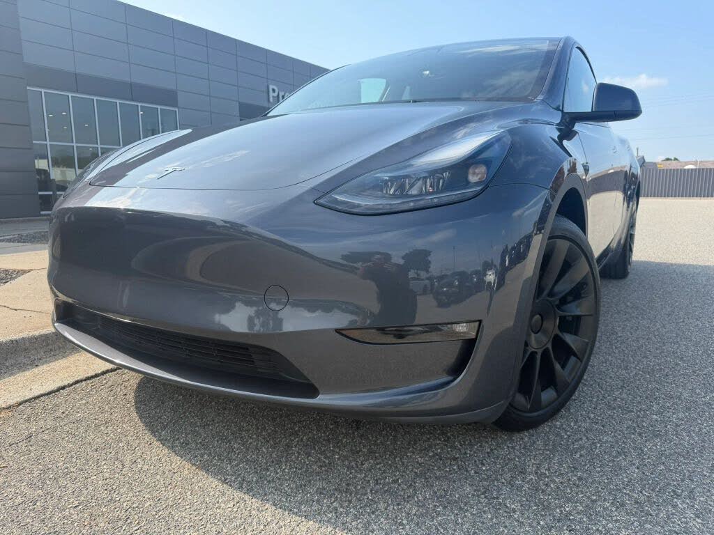 2023 Tesla Model Y Long Range