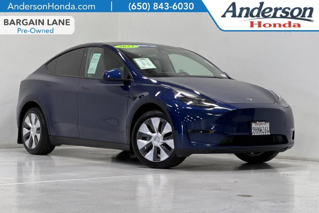 2023 Tesla Model Y photo 1