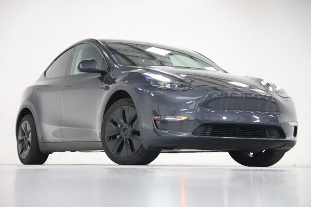 2025 Tesla Model Y Long Range