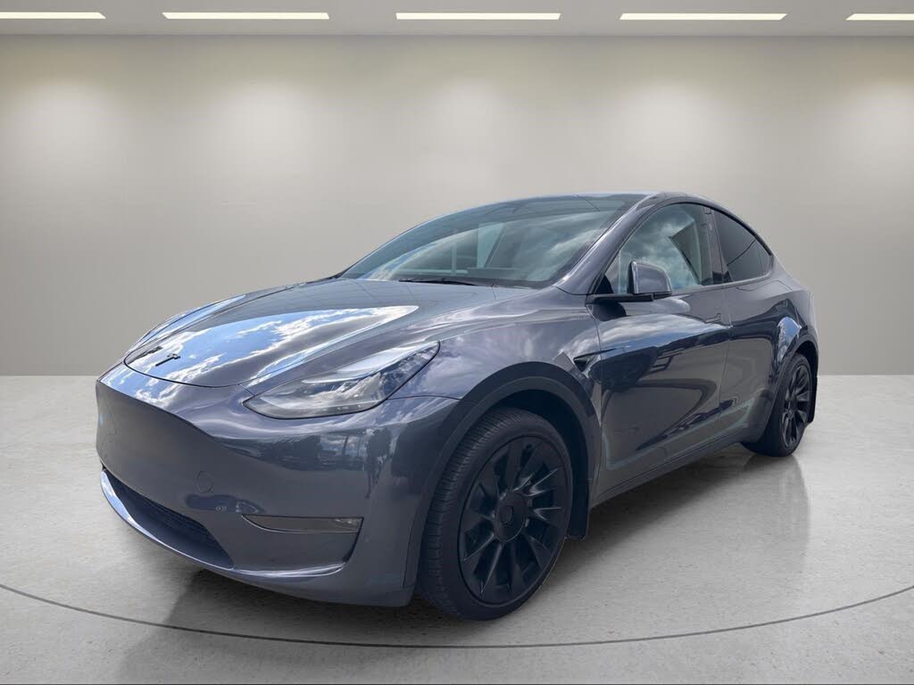 2024 Tesla Model Y Long Range