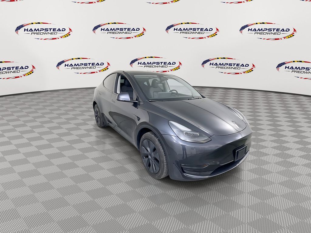 2024 Tesla Model Y Long Range