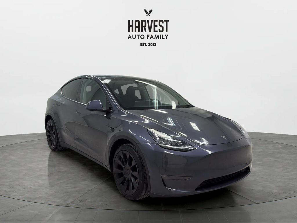 2023 Tesla Model Y Long Range Sport Utility 4D