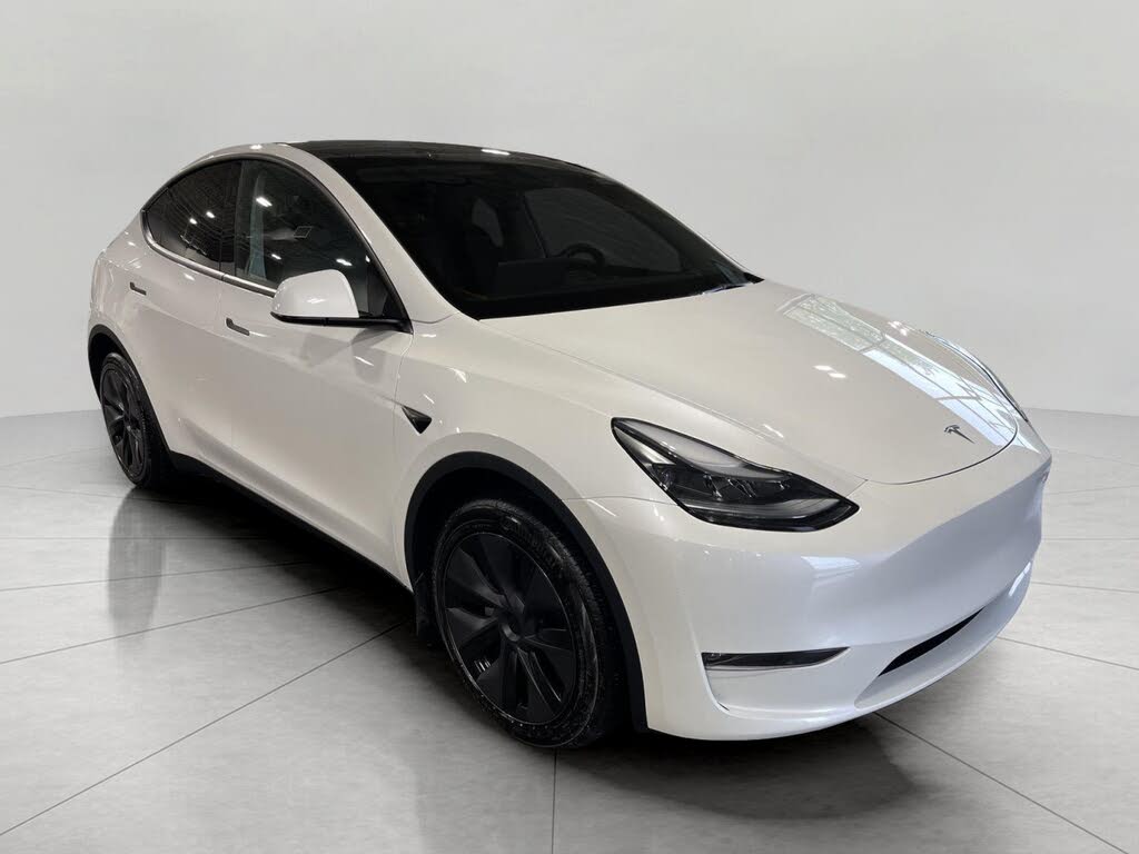 2025 Tesla Model Y Long Range