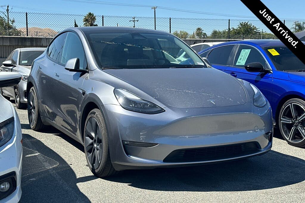 2025 Tesla Model Y Long Range