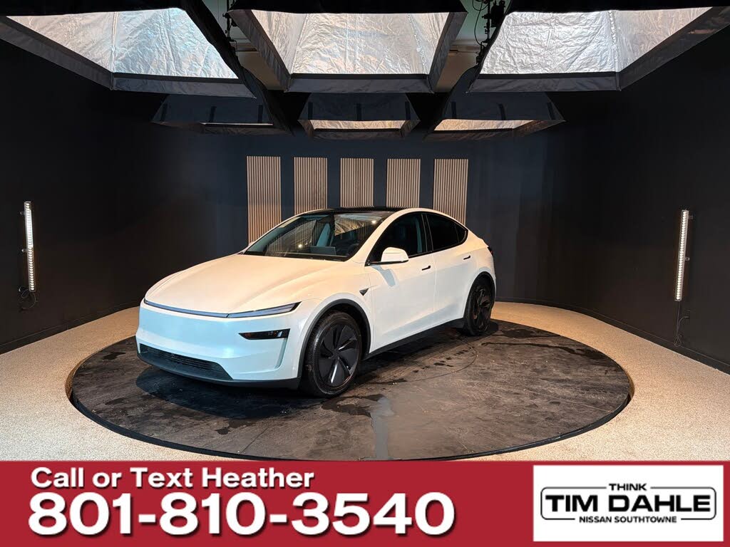 2026 Tesla Model Y Premium