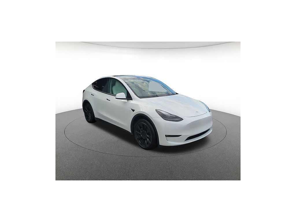 2023 Tesla Model Y Long Range