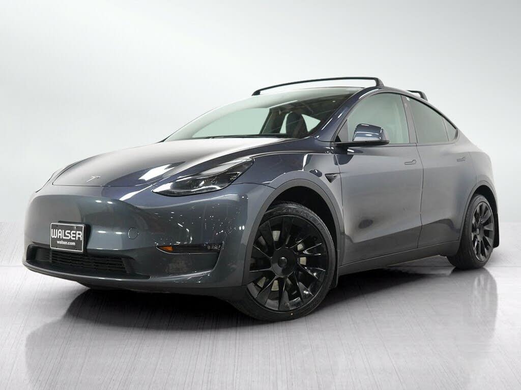 2023 Tesla Model Y Long Range