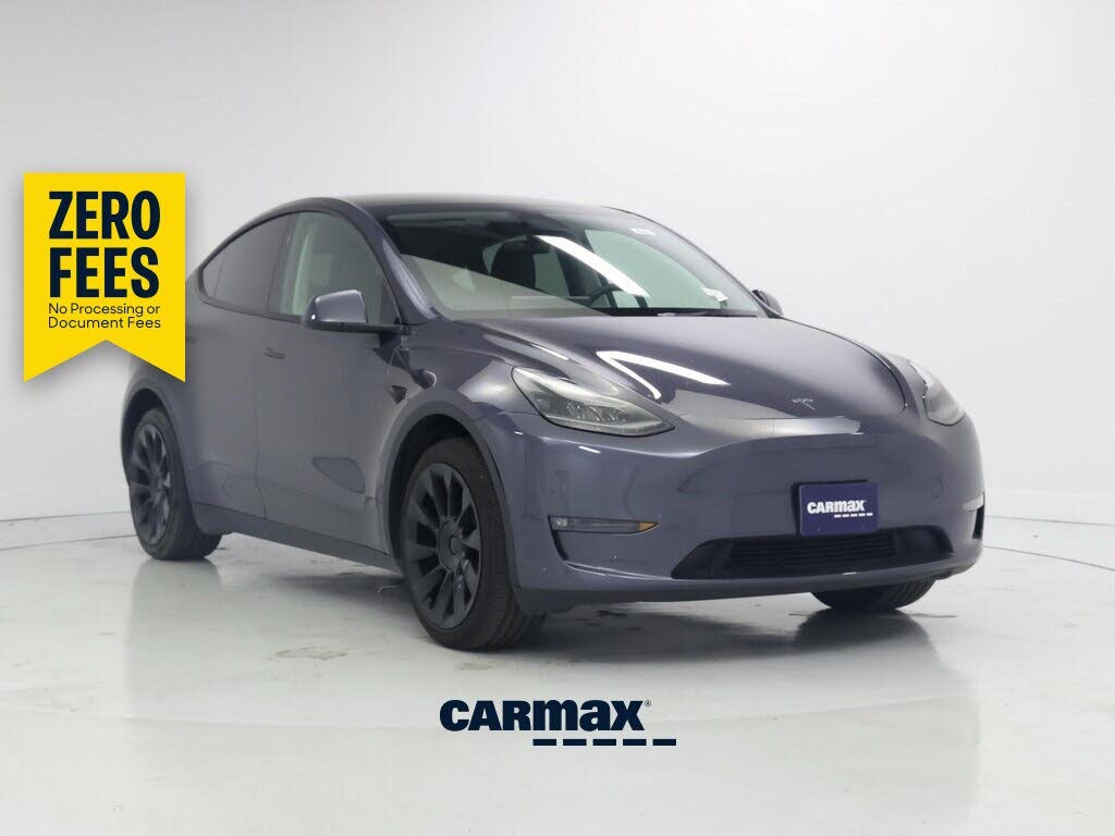 2023 Tesla Model Y photo 1