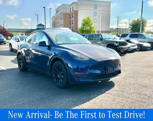 2024 Tesla Model Y Long Range