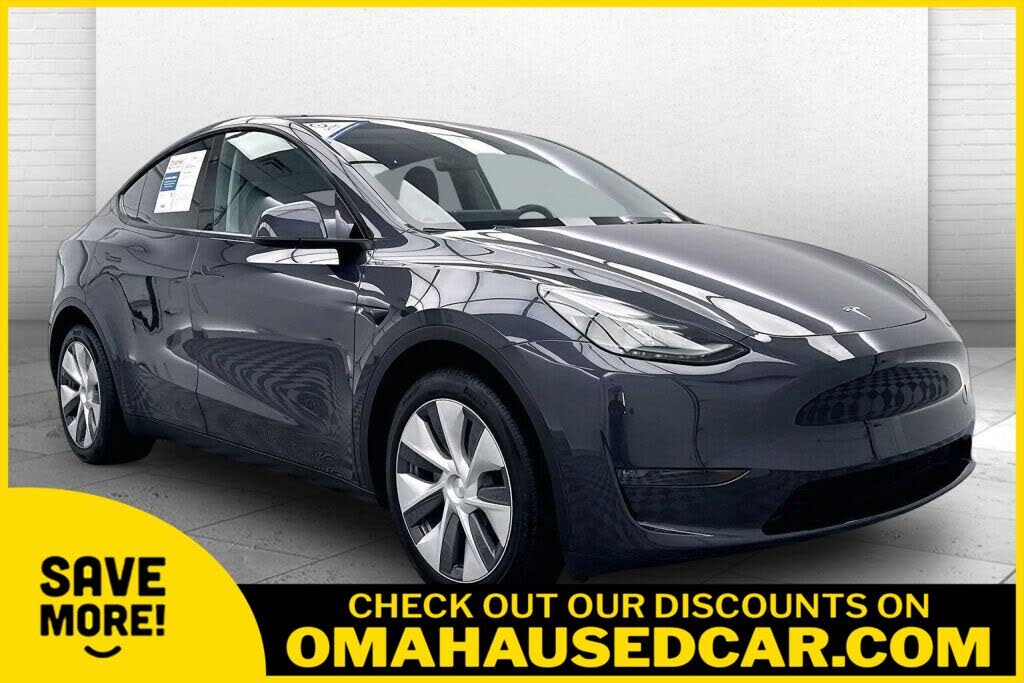 2024 Tesla Model Y Long Range