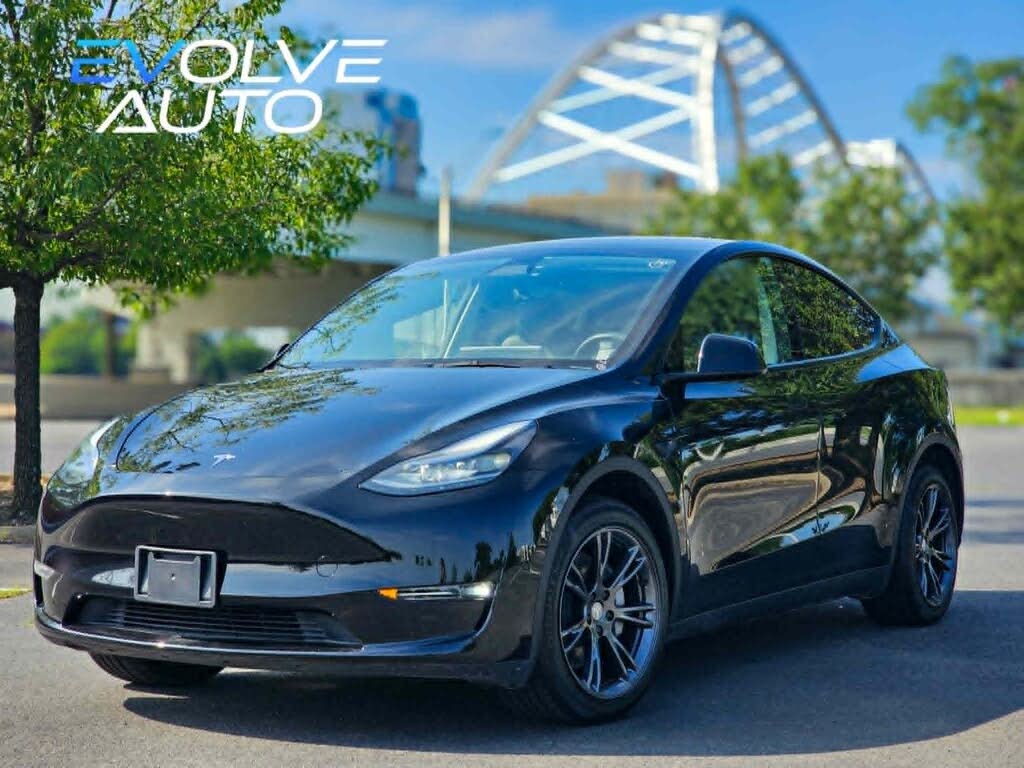2024 Tesla Model Y Long Range