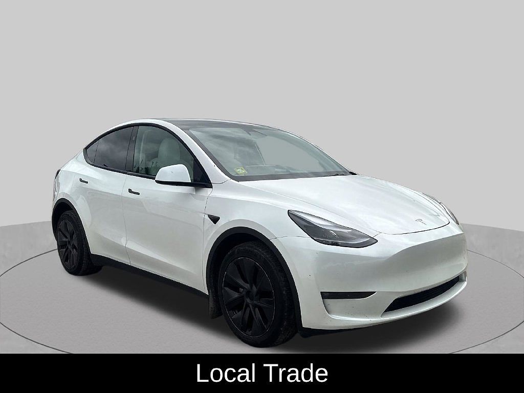 2025 Tesla Model Y Long Range