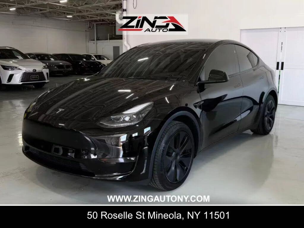 2025 Tesla Model Y Long Range