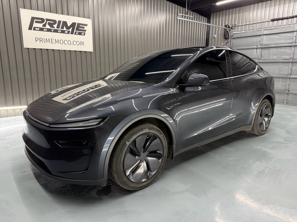 2026 Tesla Model Y Premium