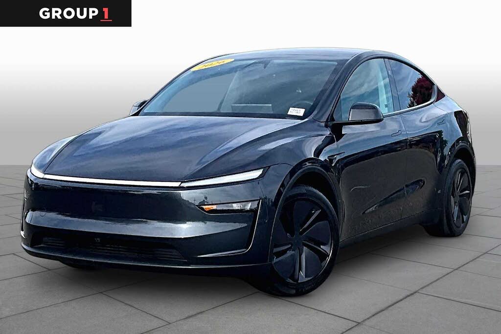2026 Tesla Model Y Premium