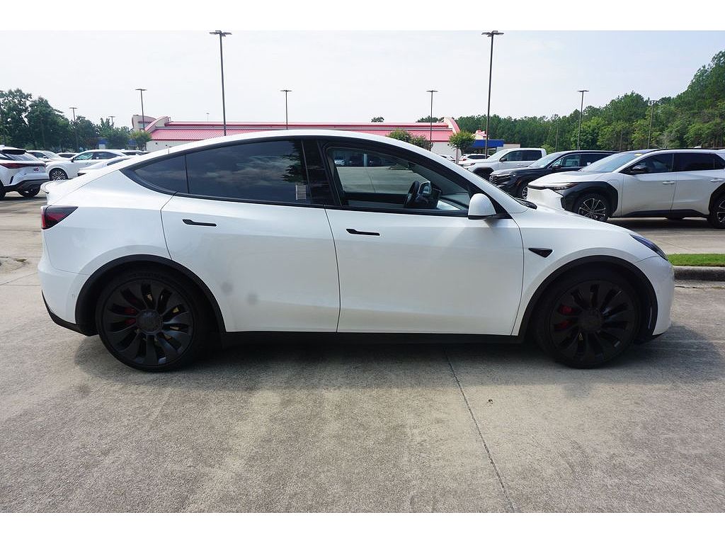 2022 Tesla Model Y Performance