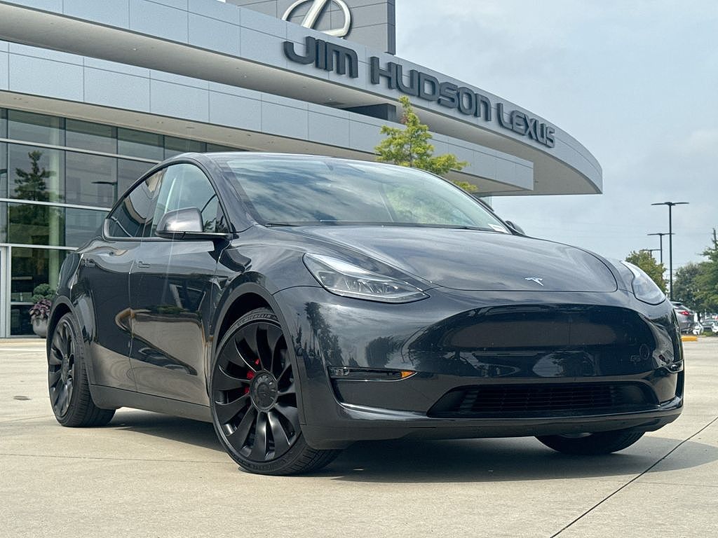 2024 Tesla Model Y Performance