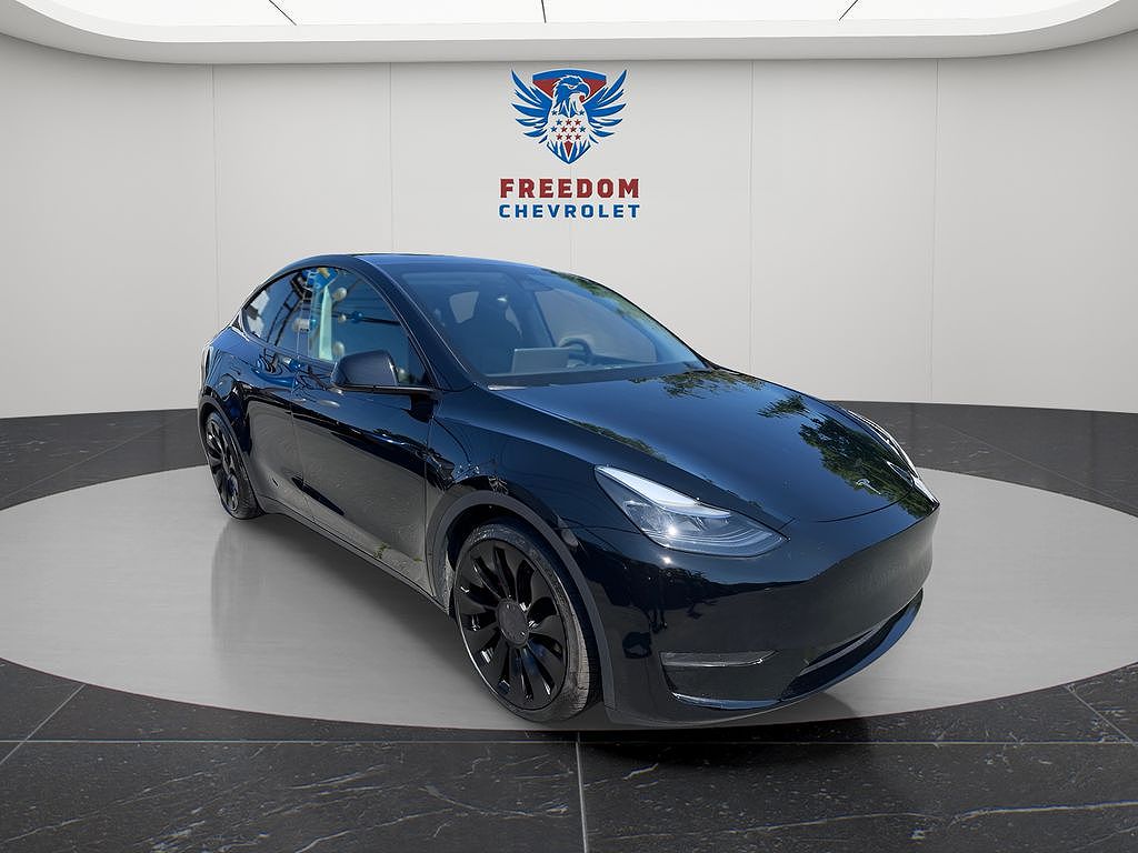 2023 Tesla Model Y Performance