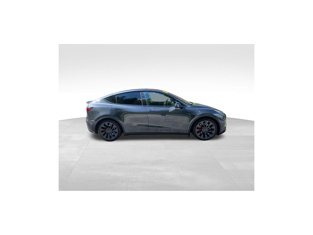 2024 Tesla Model Y Performance