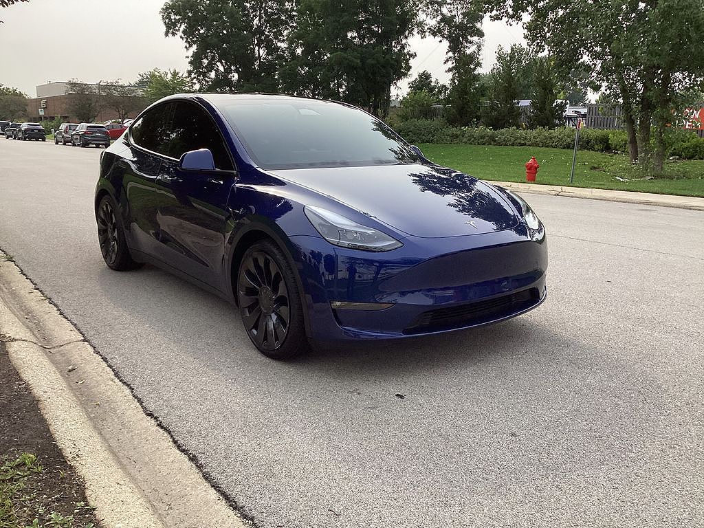 2023 Tesla Model Y Performance