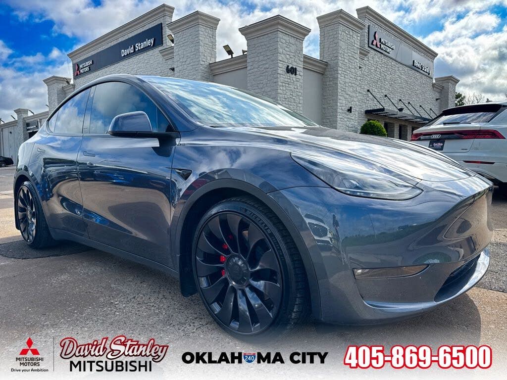 2023 Tesla Model Y Performance