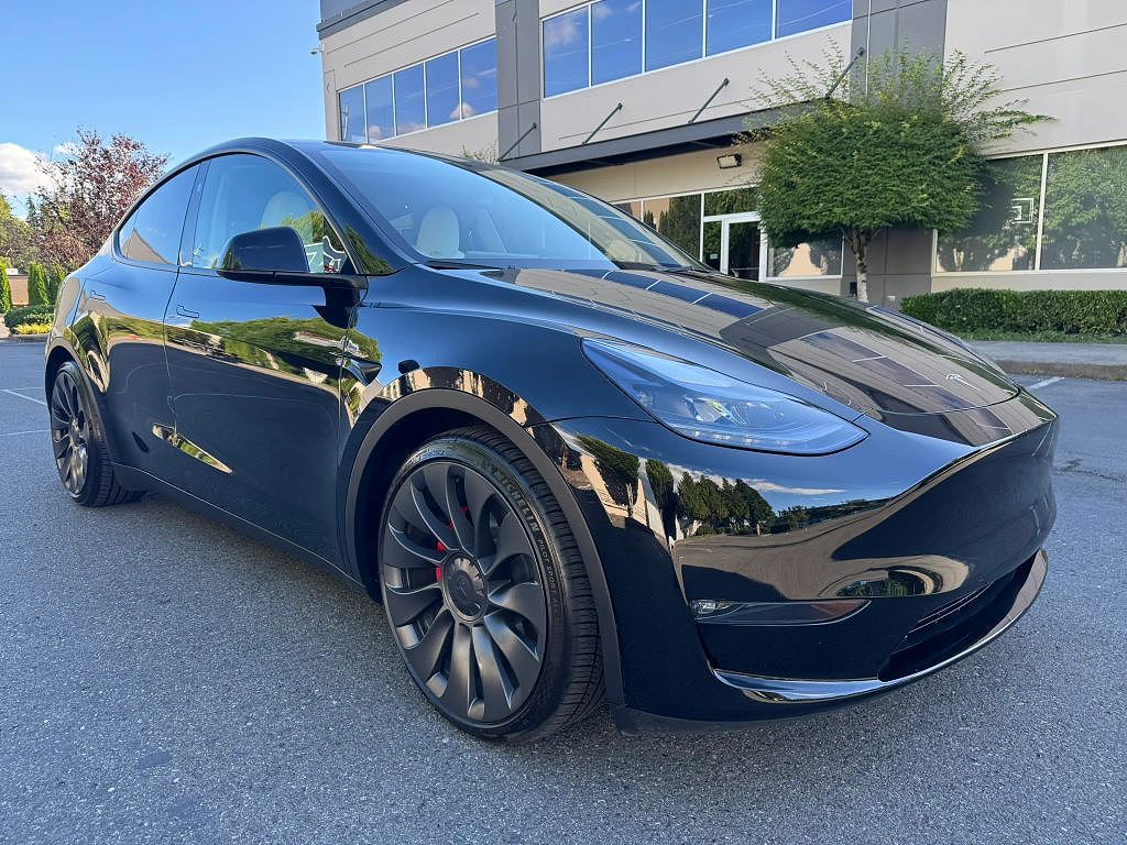 2023 Tesla Model Y Performance