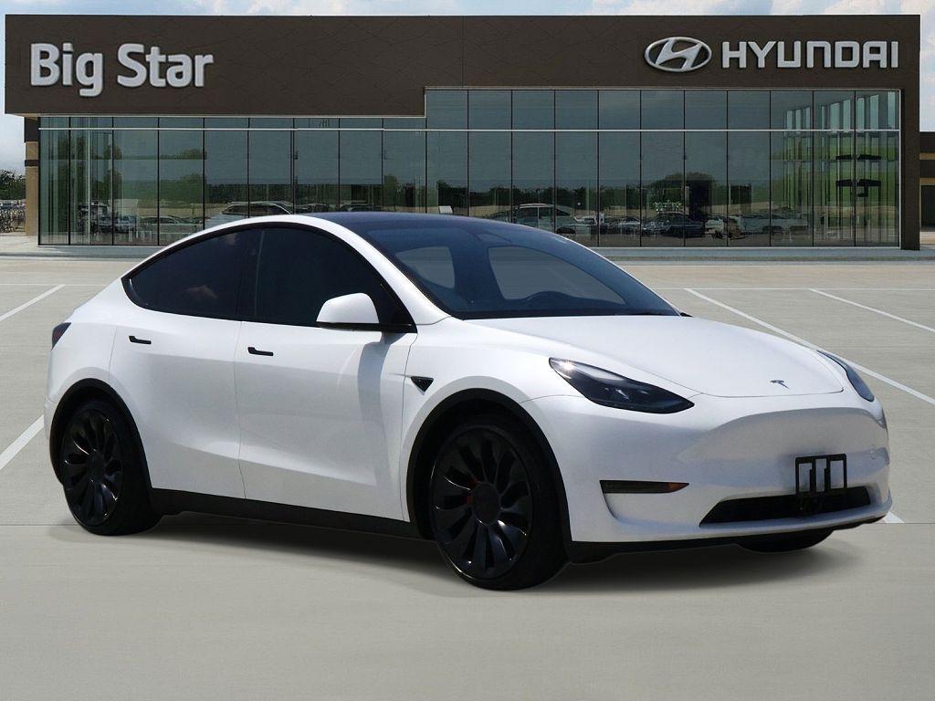 2025 Tesla Model Y Performance