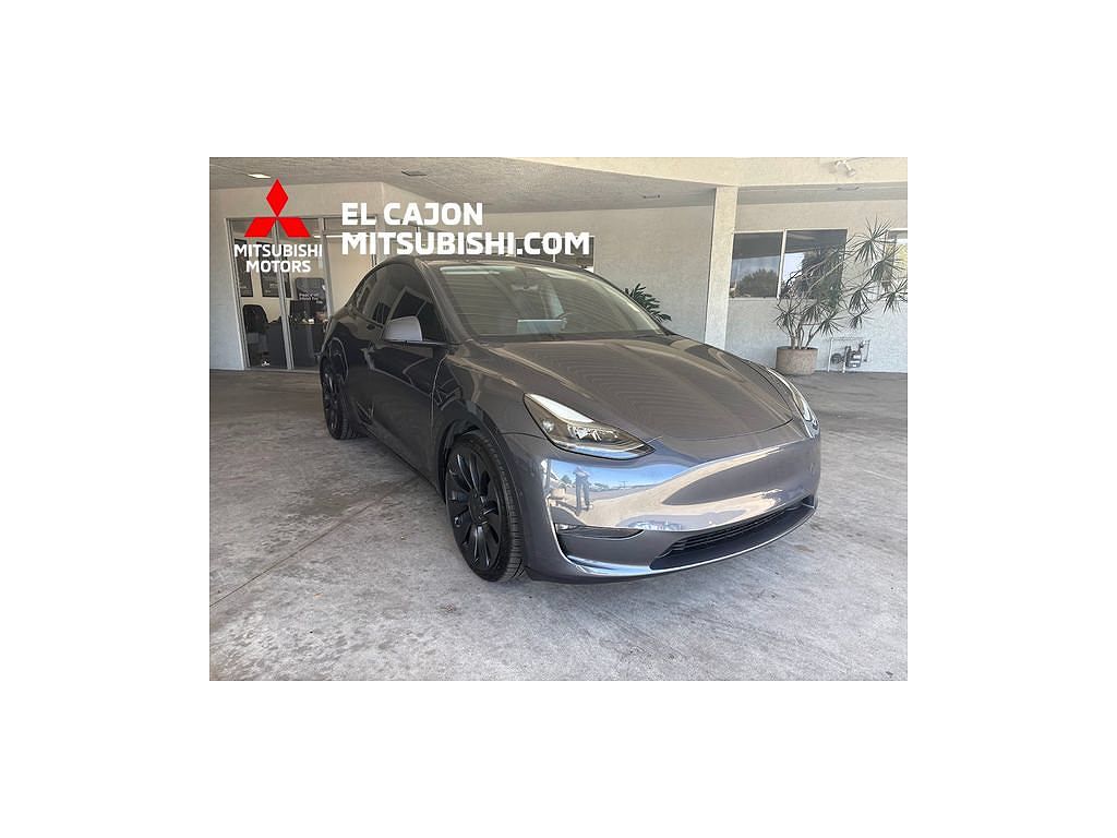 2022 Tesla Model Y photo 1