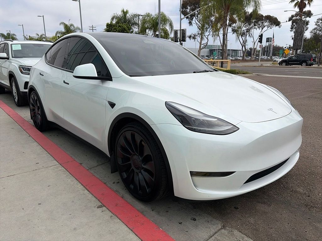 2023 Tesla Model Y Performance