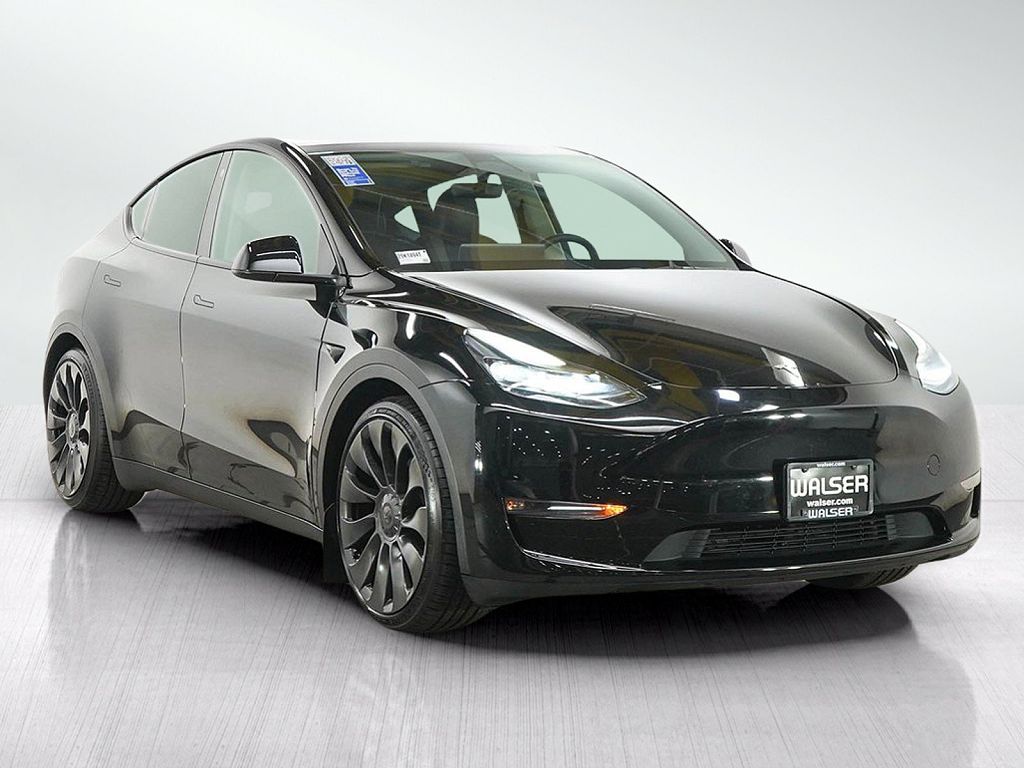 2023 Tesla Model Y Performance