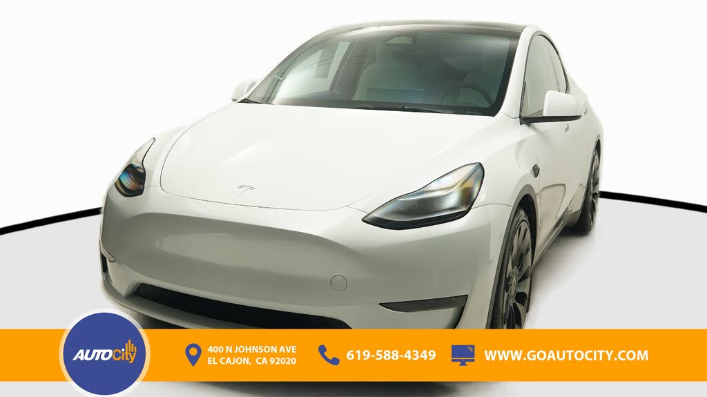 2024 Tesla Model Y photo 1