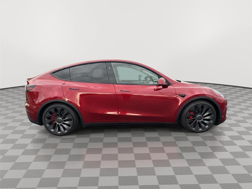 2025 Tesla Model Y Performance