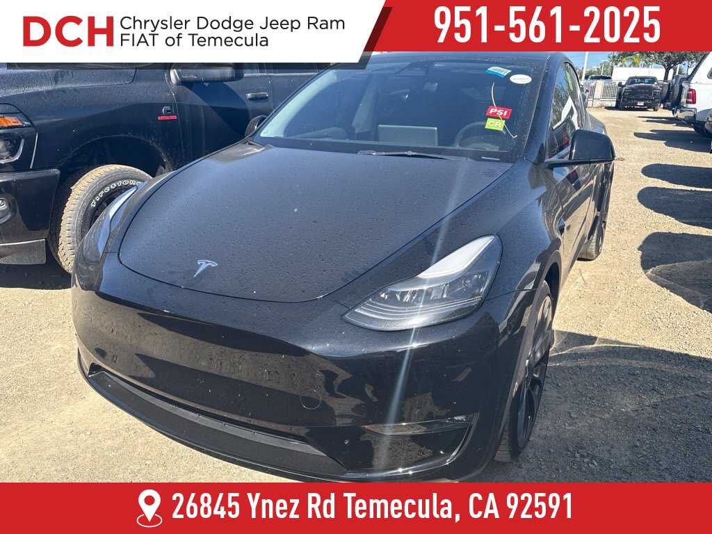 2023 Tesla Model Y photo 1