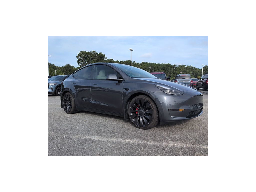 2023 Tesla Model Y Performance