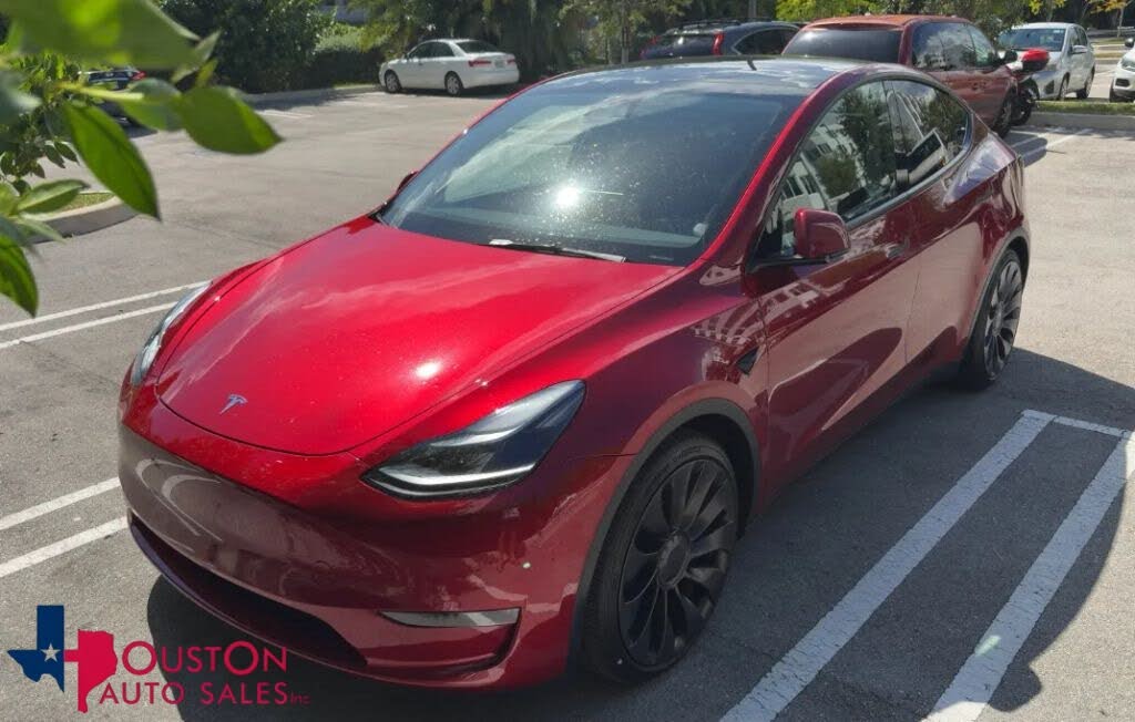 2025 Tesla Model Y Performance