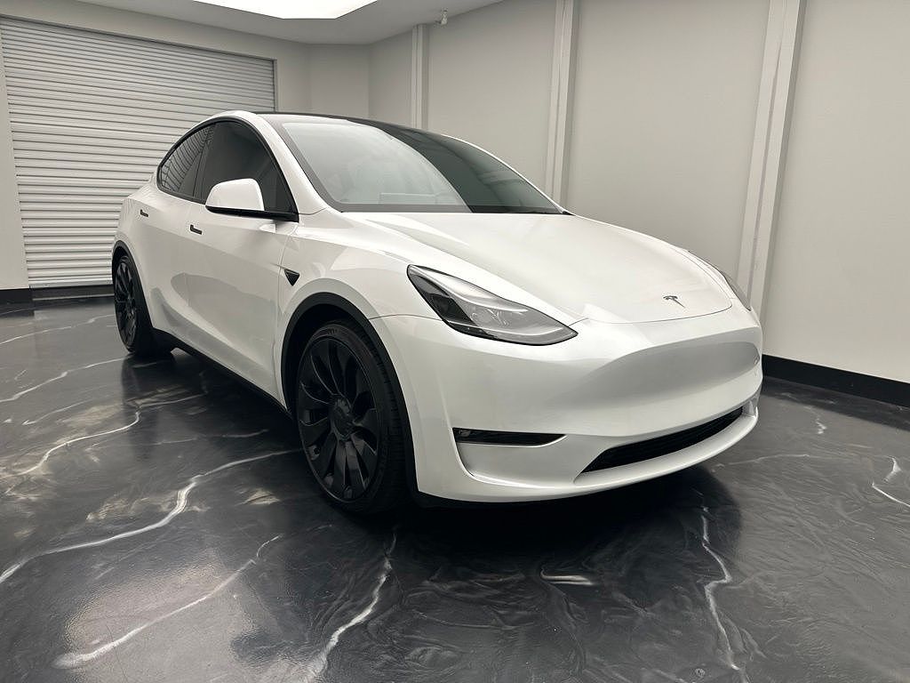 2024 Tesla Model Y Performance