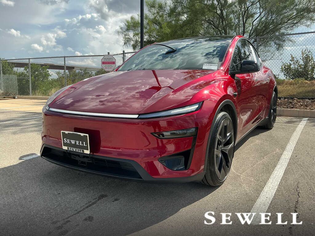 2026 Tesla Model Y Performance
