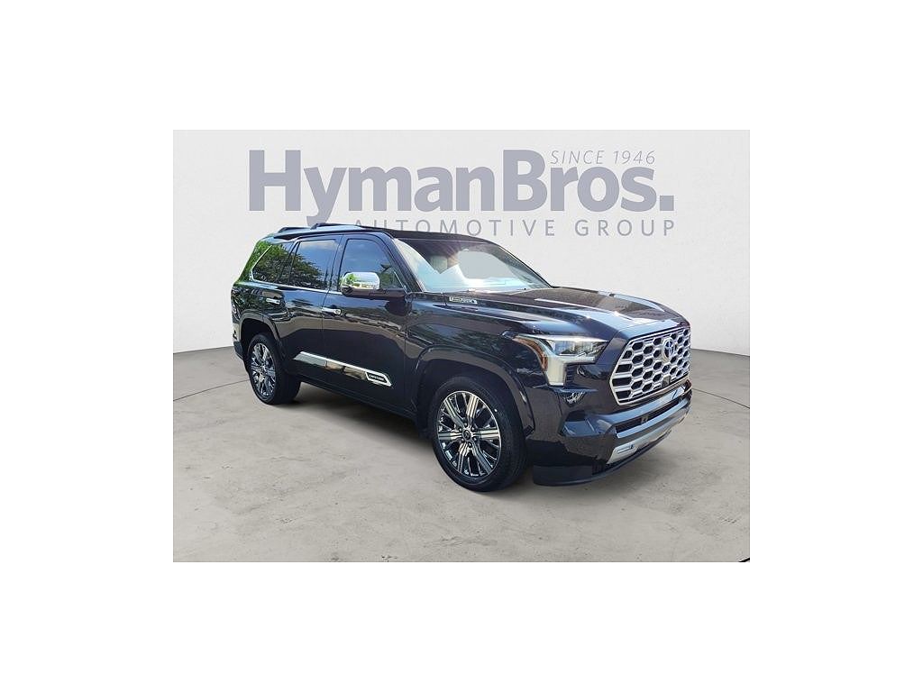 2024 Toyota Sequoia SR5