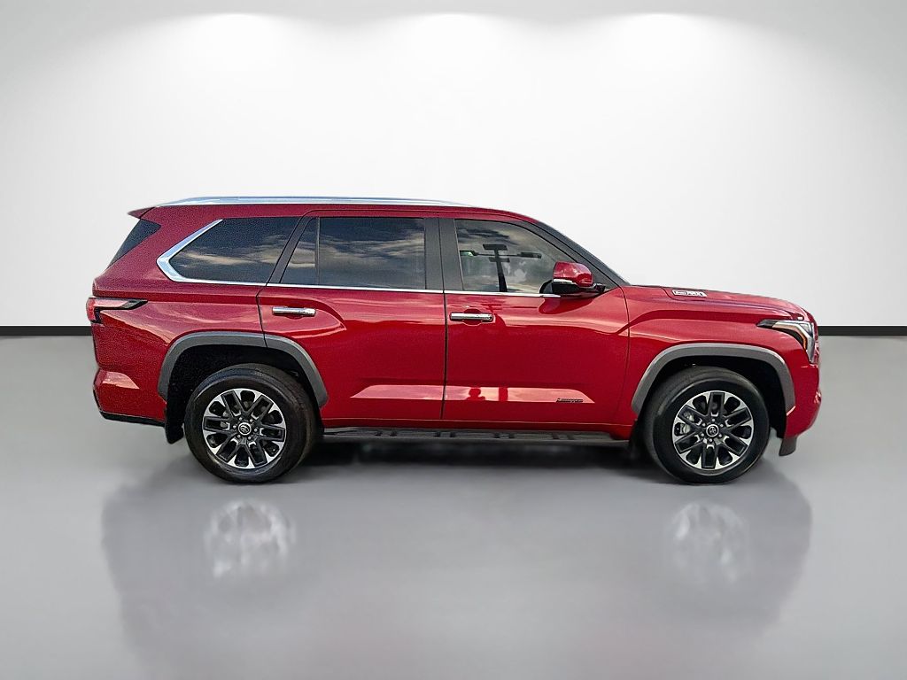 2024 Toyota Sequoia SR5