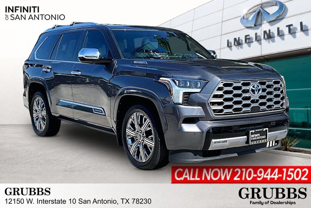 2024 Toyota Sequoia SR5