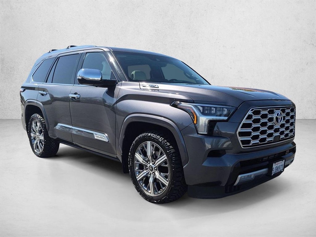 Toyota Sequoia