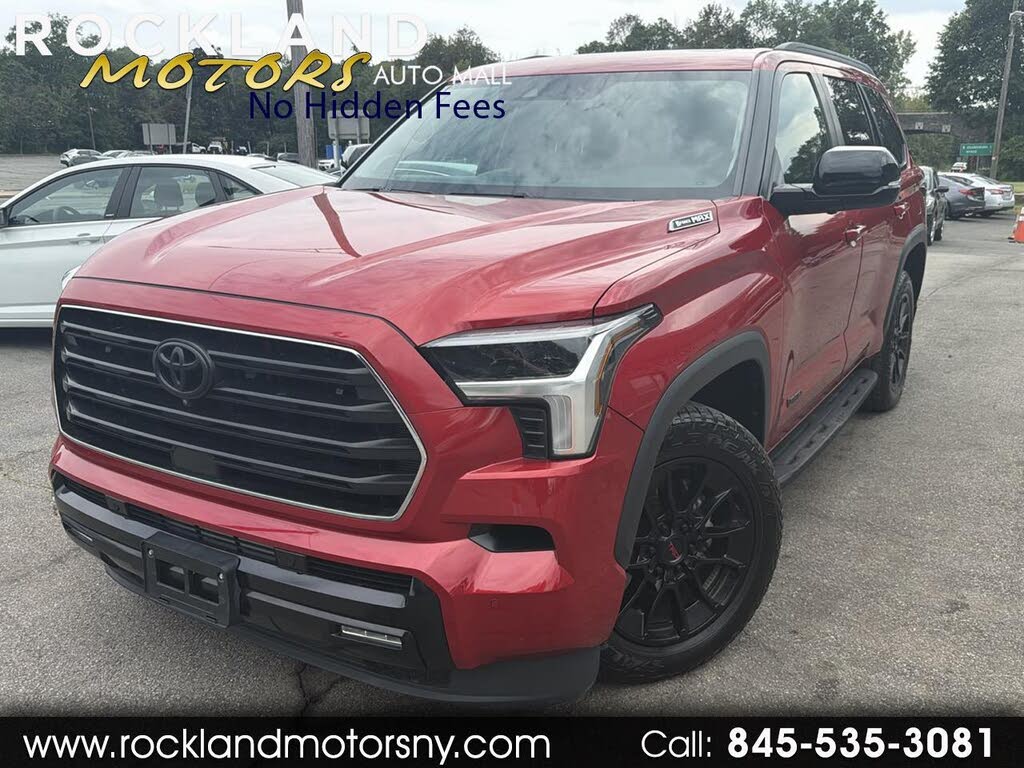 2024 Toyota Sequoia SR5