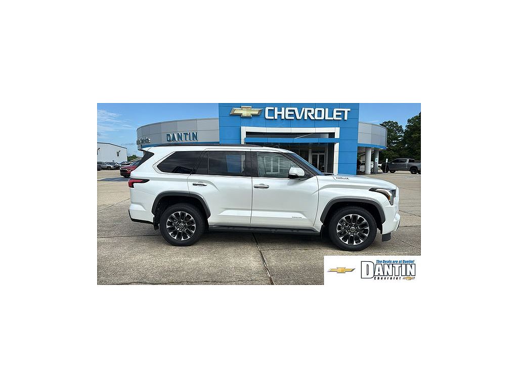 2023 Toyota Sequoia Platinum