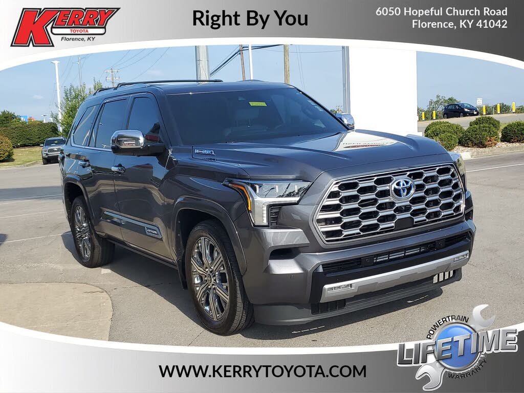 2024 Toyota Sequoia SR5