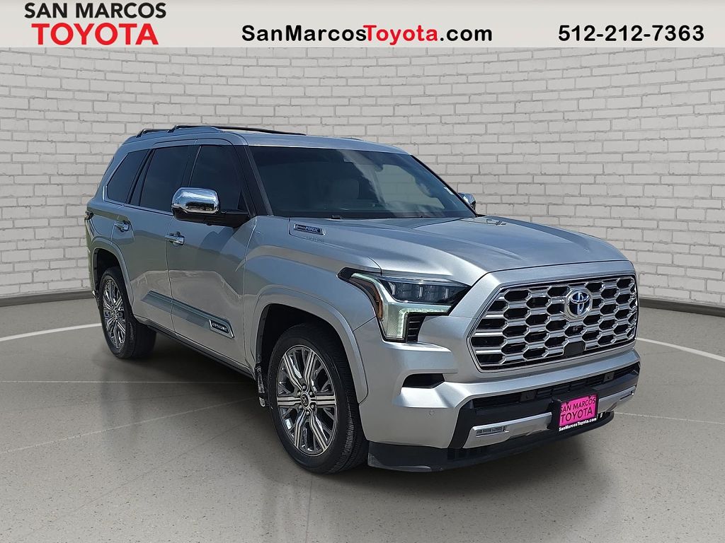 2024 Toyota Sequoia SR5