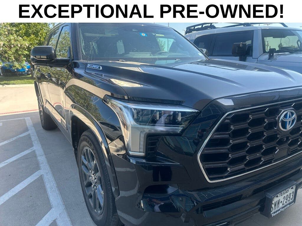 2023 Toyota Sequoia SR5